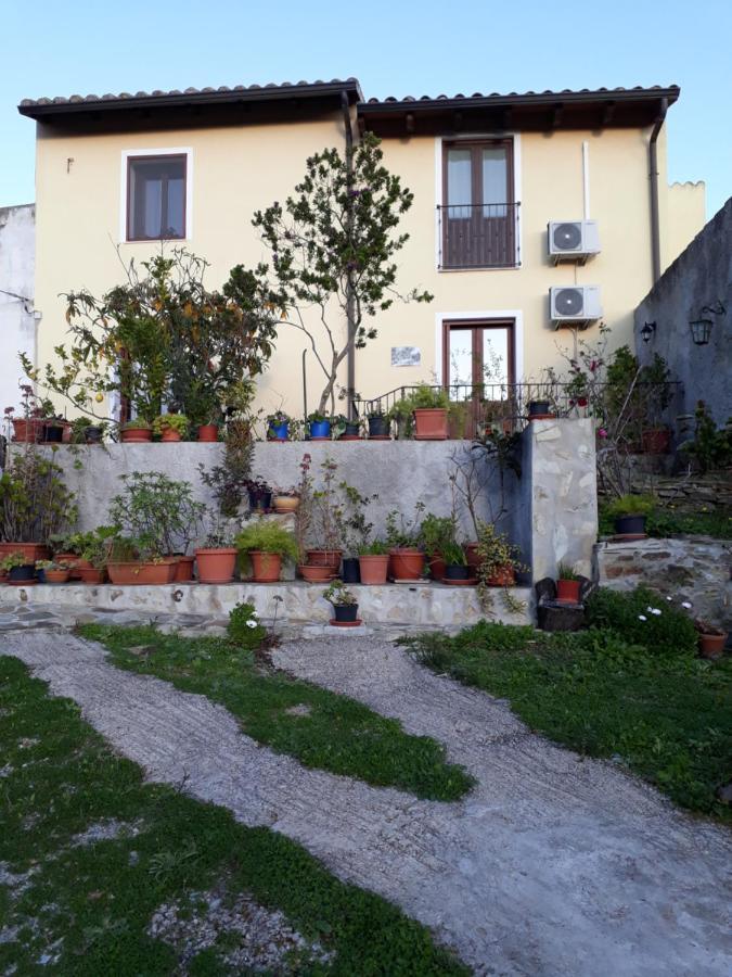 B&B S'Arrosa Antiga Santadi Luaran gambar